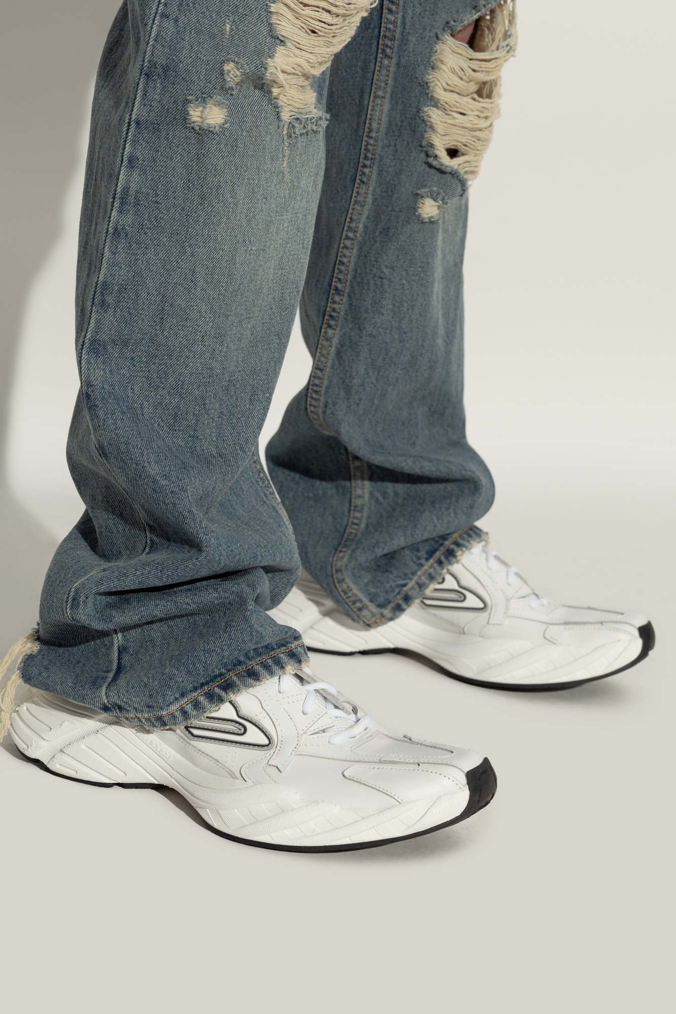 スニーカー BALENCIAGA Monday low-top sneakers leather WHITE BALENCIAGA Monday rubber-trimmed leather sneakers | NET-A-PORTER